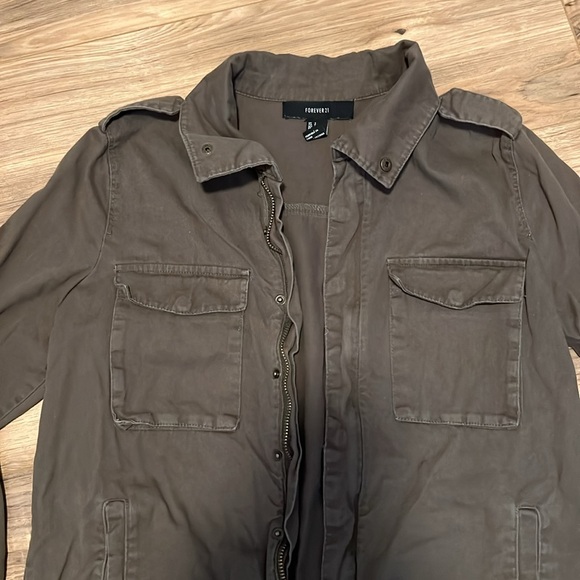 Forever 21 Women’s Army Green Jacket Size Small - Picture 3 of 3
